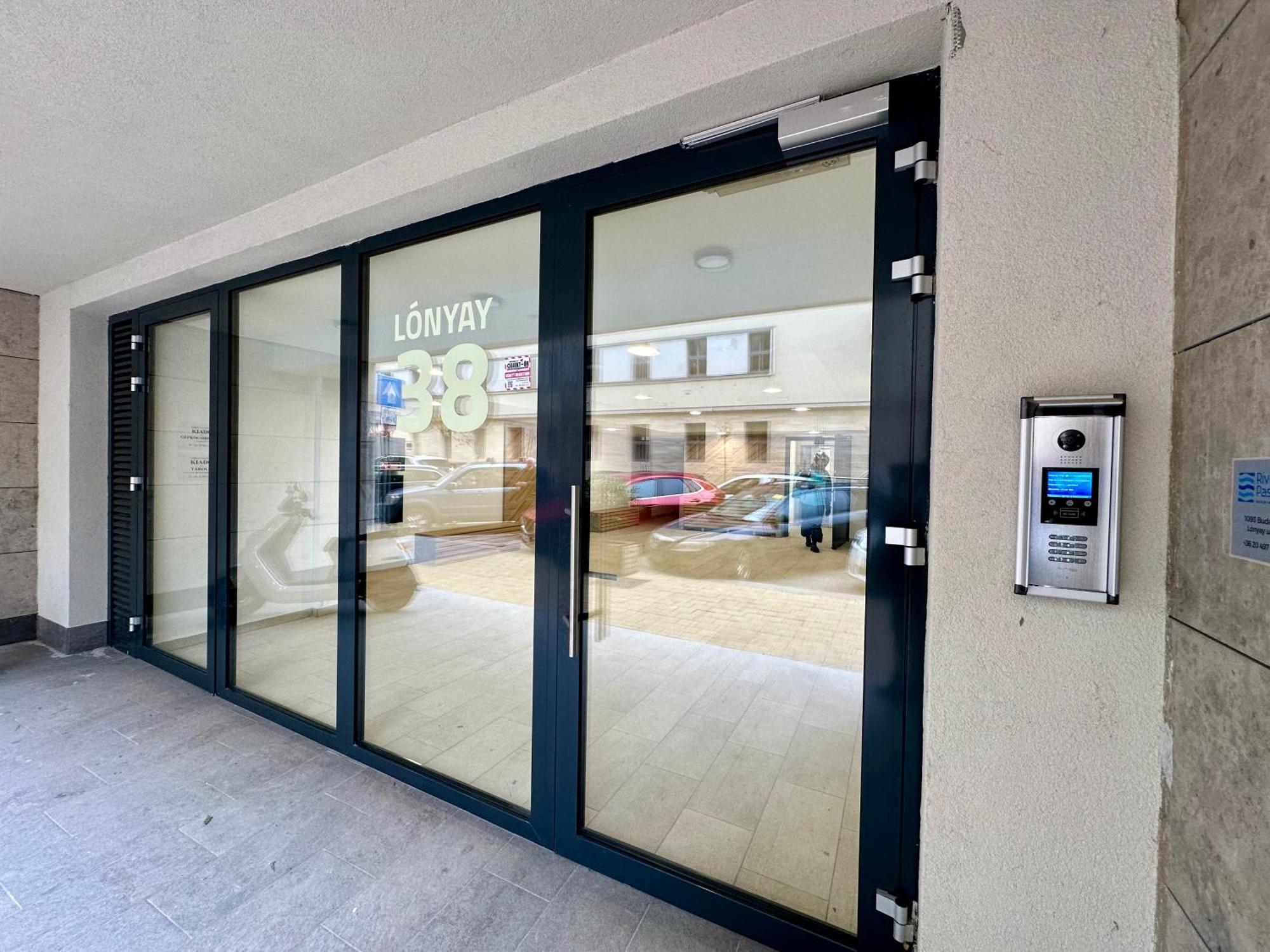 River Passage Budapest Garage/Ac/Balcony Экстерьер фото